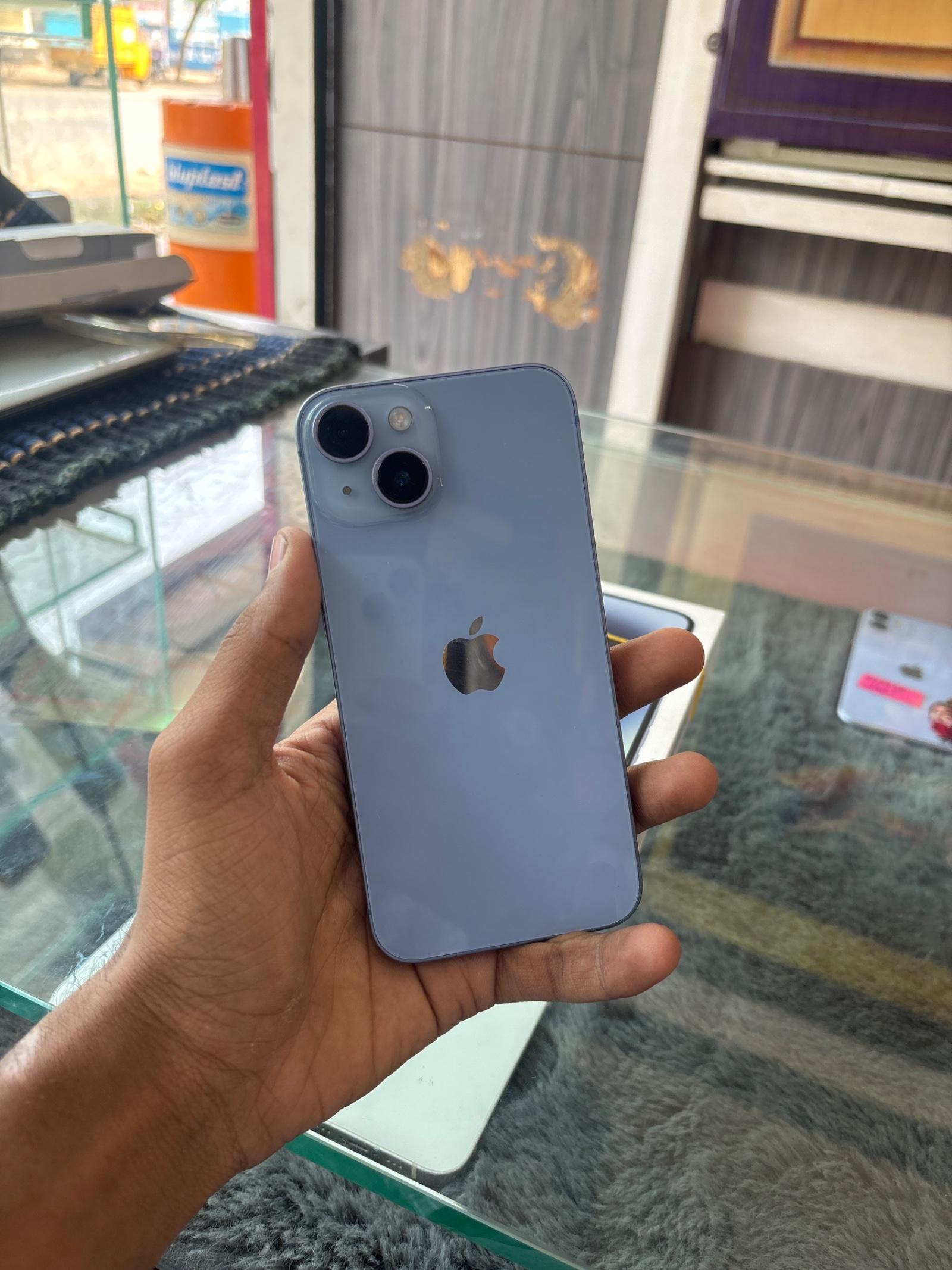 Apple iPhone 14